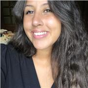 Profesora de inglés apta para todas las edades.